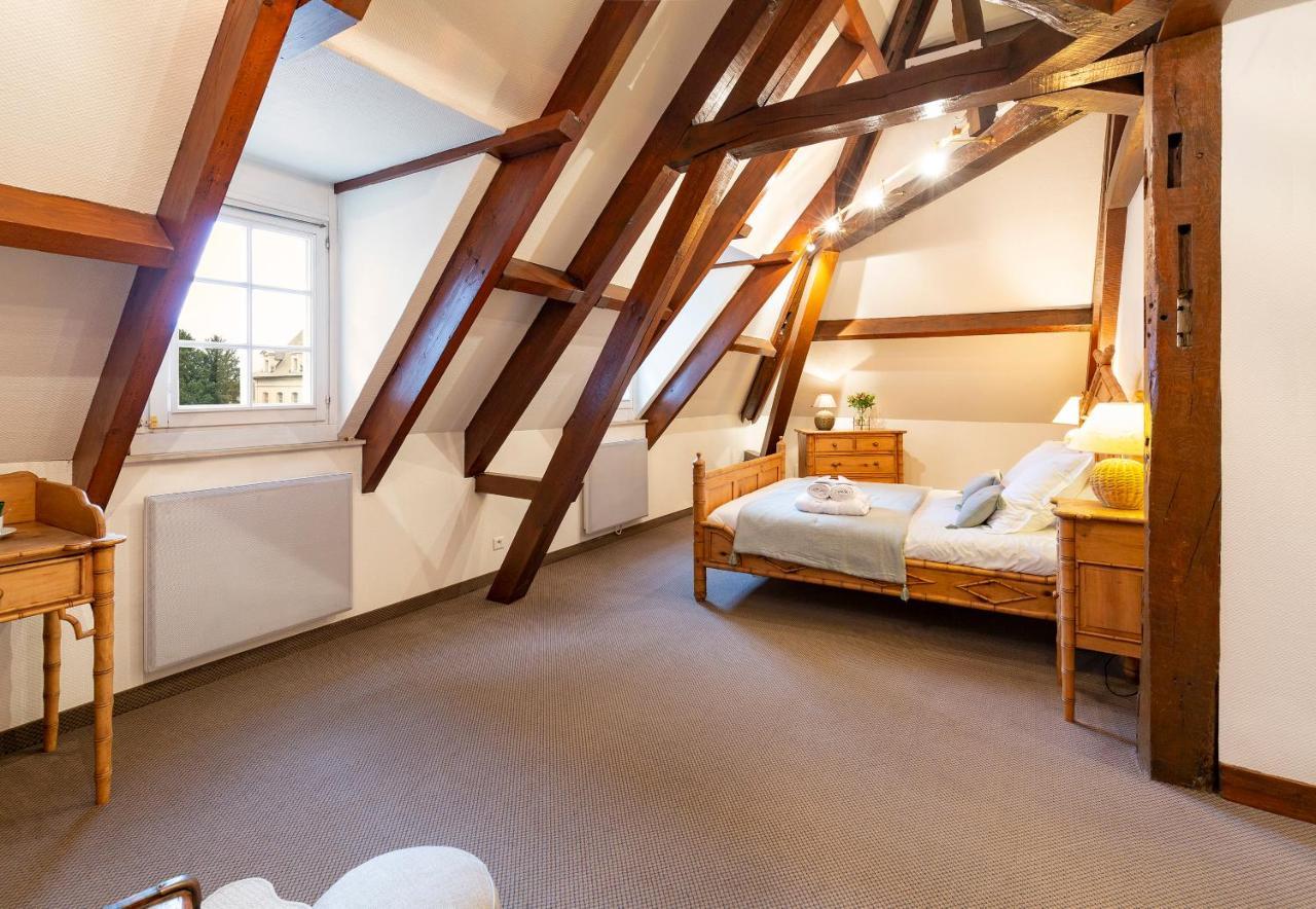 Hôtel Jean De Bruges Saint-Riquier Extérieur photo